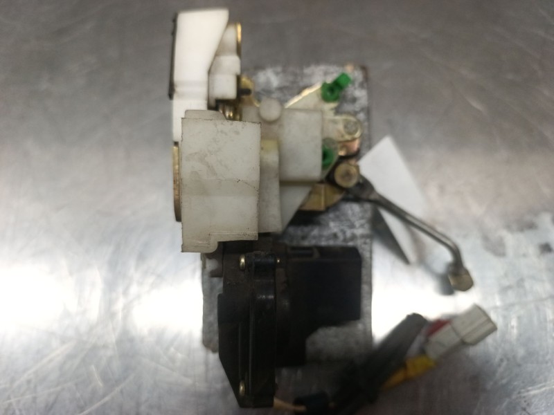 Recambio de cerradura puerta trasera derecha para mg serie 200 (xw) 220 gsi referencia OEM IAM   