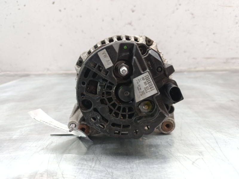 Recambio de alternador para skoda octavia ii (1z3) 1.9 tdi referencia OEM IAM 06F903023F  