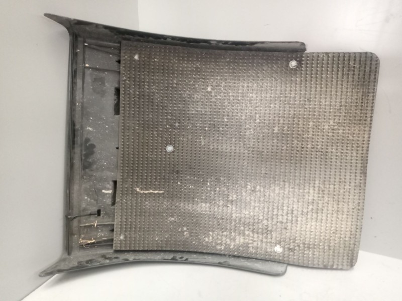 Recambio de guardabarros trasero izquierdo para iveco stralis (as) 11.1 diesel referencia OEM IAM   