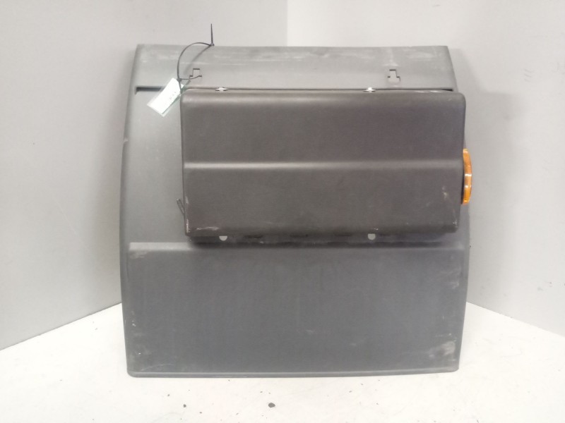 Recambio de guardabarros trasero izquierdo para iveco stralis (as) 11.1 diesel referencia OEM IAM   