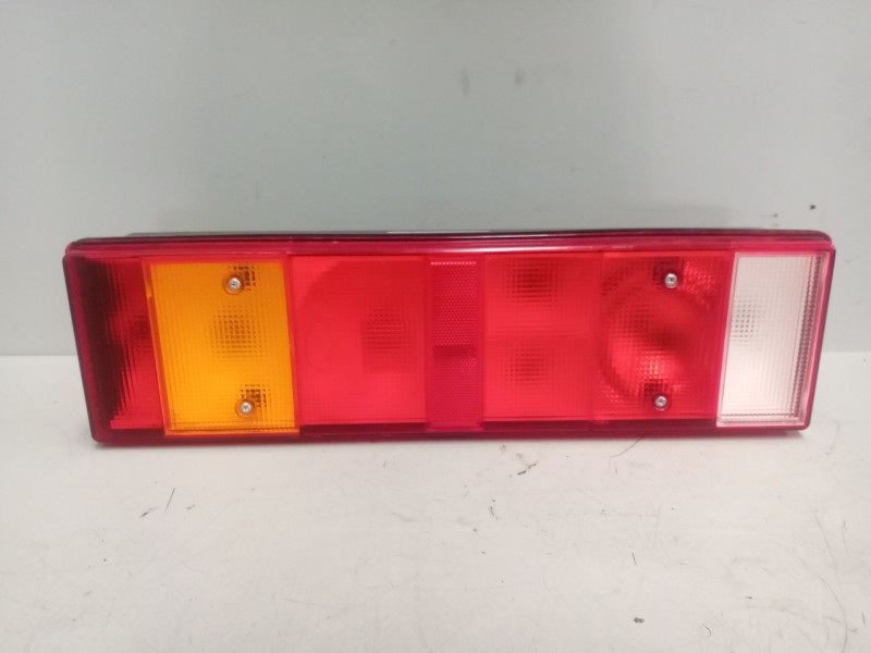 Recambio de piloto trasero izquierdo para iveco stralis (as) 11.1 diesel referencia OEM IAM   