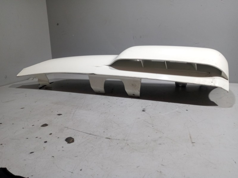 Recambio de deflector derecho para daf serie lf45 desde 01 5.9 diesel referencia OEM IAM 5010468121  