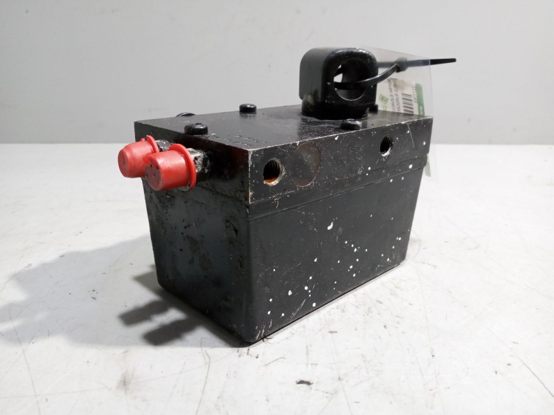 Recambio de bomba elevacion cabina para iveco eurocargo 05.03  5.9 diesel referencia OEM IAM 500316981  