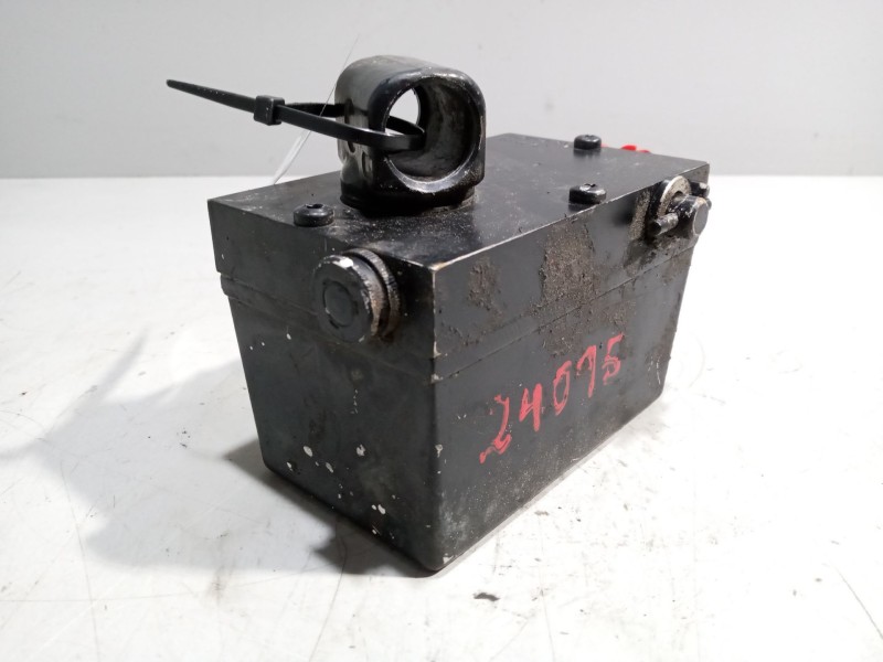 Recambio de bomba elevacion cabina para iveco eurocargo 05.03  5.9 diesel referencia OEM IAM 500316981  