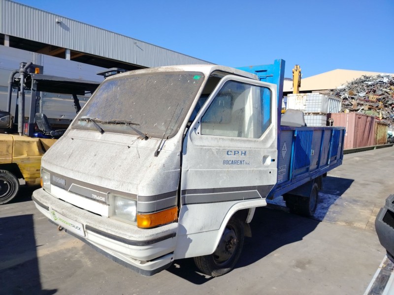nissan trade caja/chasis del año 1992