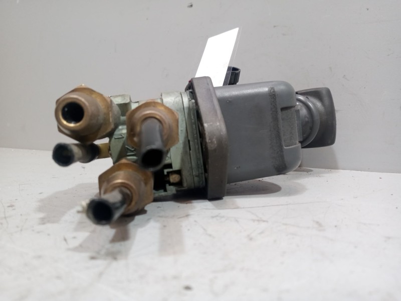 Recambio de palanca freno de mano para iveco stralis (ad/at) 7.8 diesel referencia OEM IAM 504062171 dpm90ey 