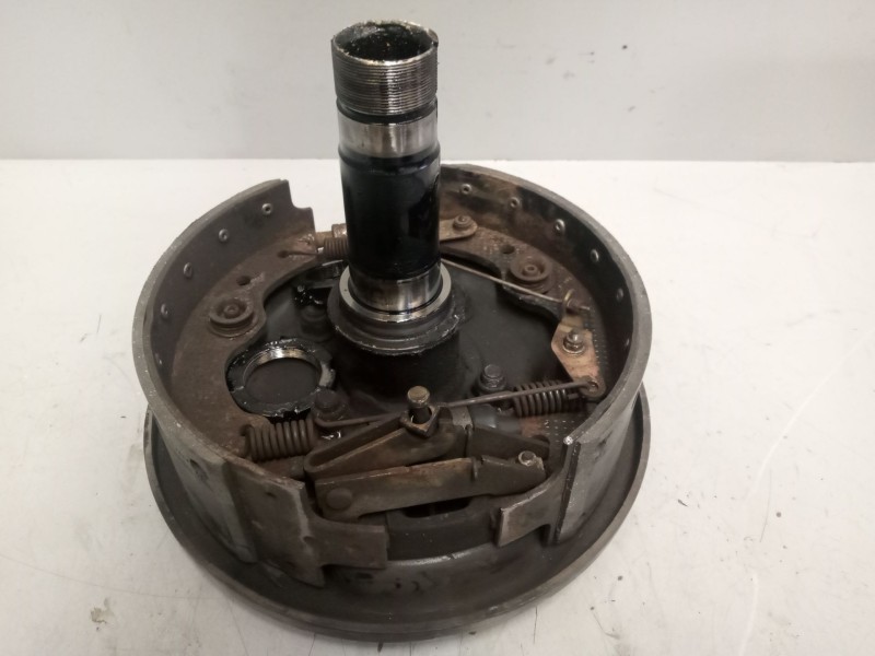 Recambio de tambor freno trasero para nissan trucks l35.09 l-35.095 referencia OEM IAM   