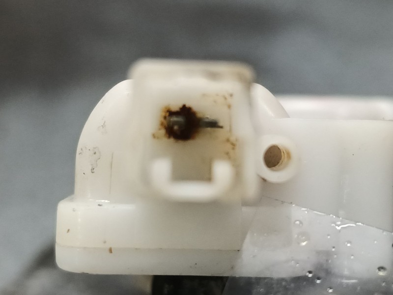 Recambio de cerradura maletero / porton para mazda 3 berlina (bk) 1.6 vvt active referencia OEM IAM   