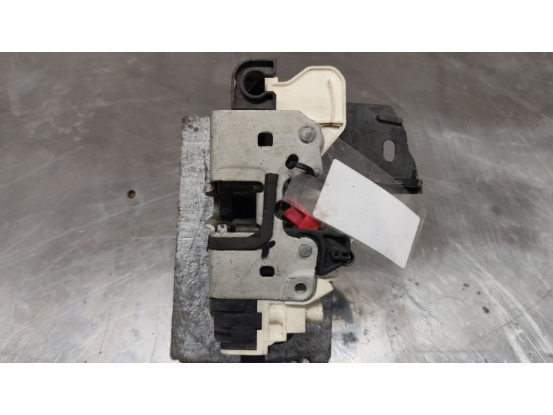 Recambio de cerradura puerta delantera derecha para dodge caliber s referencia OEM IAM   