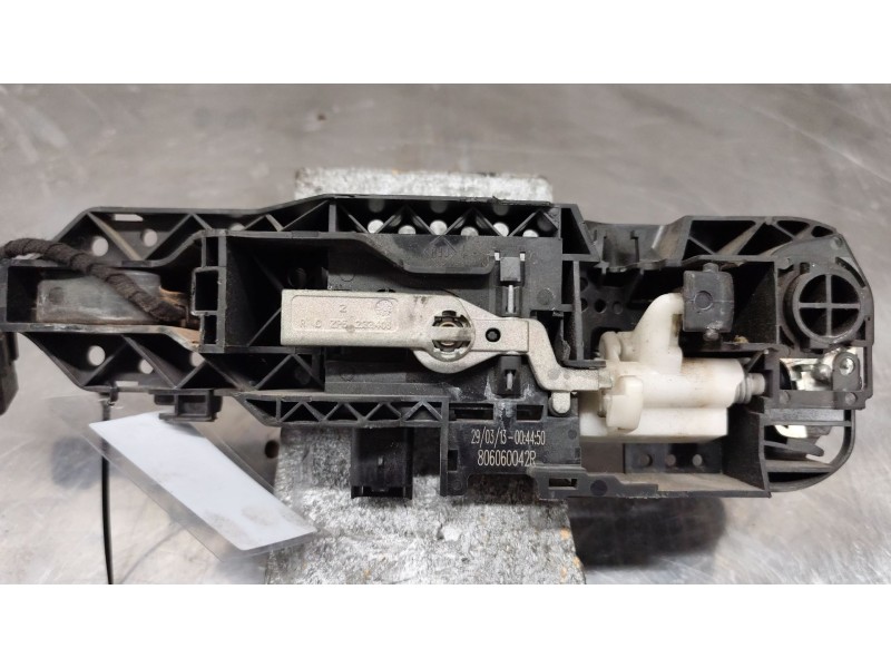 Recambio de maneta exterior delantera derecha para renault megane iii berlina 5 p business referencia OEM IAM   