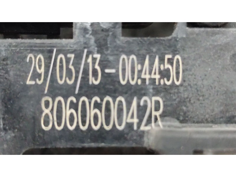 Recambio de maneta exterior delantera derecha para renault megane iii berlina 5 p business referencia OEM IAM   