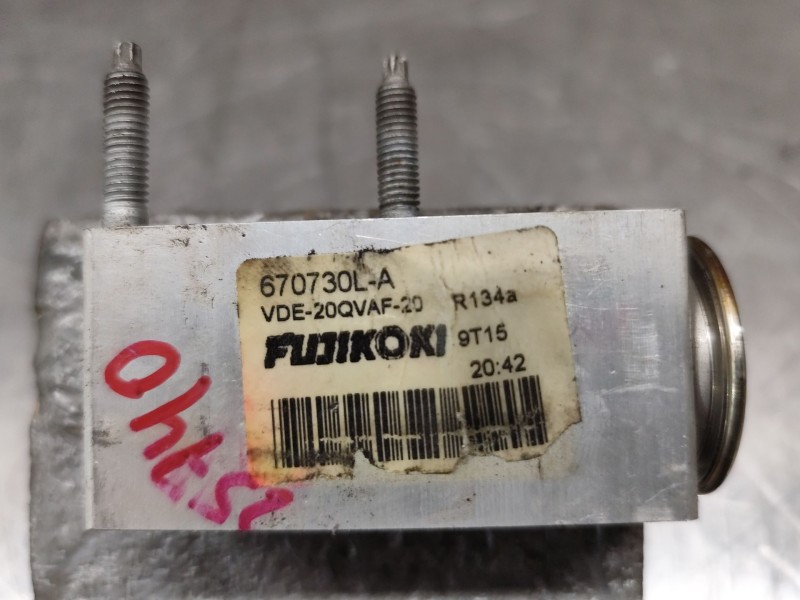 Recambio de valvula expansion para peugeot 208 i (ca_, cc_) 1.2 thp 110 referencia OEM IAM 670730LA  