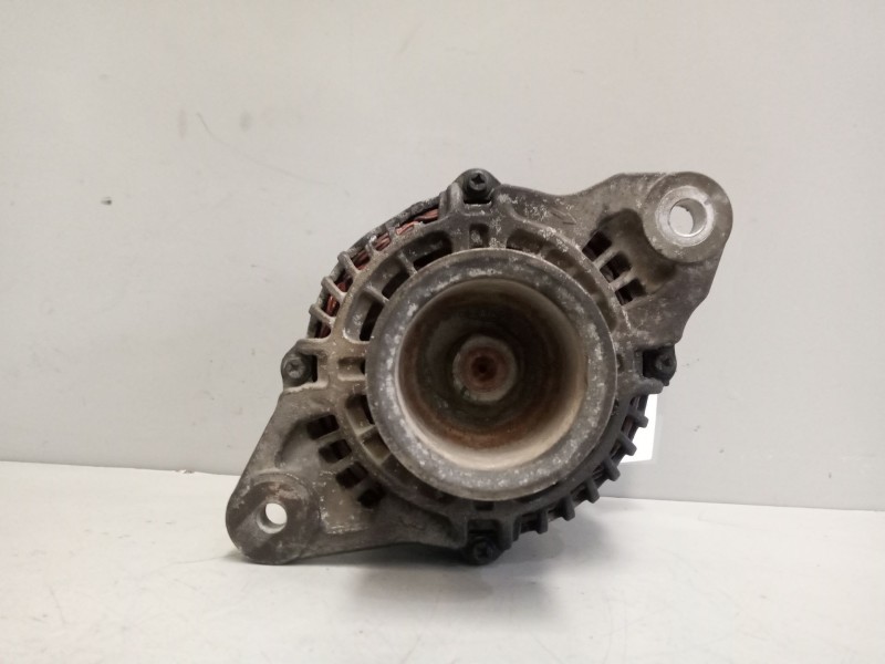 Recambio de alternador para renault serie t 10.8 diesel referencia OEM IAM 21652996 24V110A 
