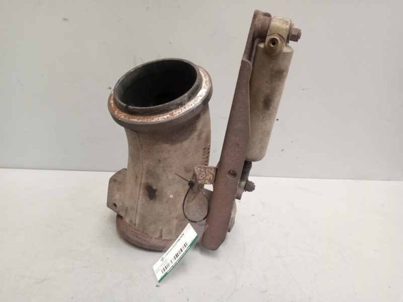 Recambio de caja mariposa para renault serie t 10.8 diesel referencia OEM IAM 22104783  