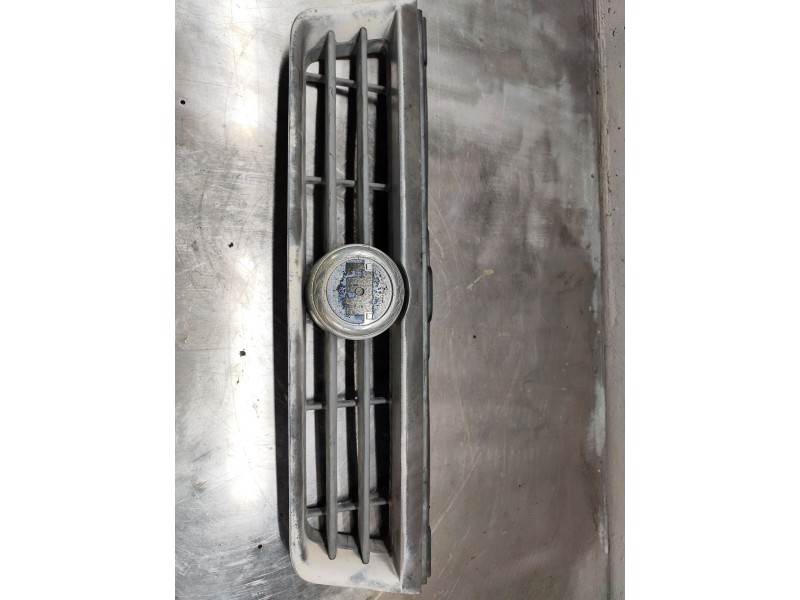 Recambio de rejilla paragolpes central para fiat ducato furgoneta (244_) 2.8 td referencia OEM IAM LS132915801  