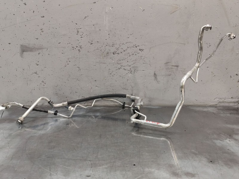 Recambio de tubos aire acondicionado para infiniti q30 1.5 d referencia OEM IAM a2468302615  