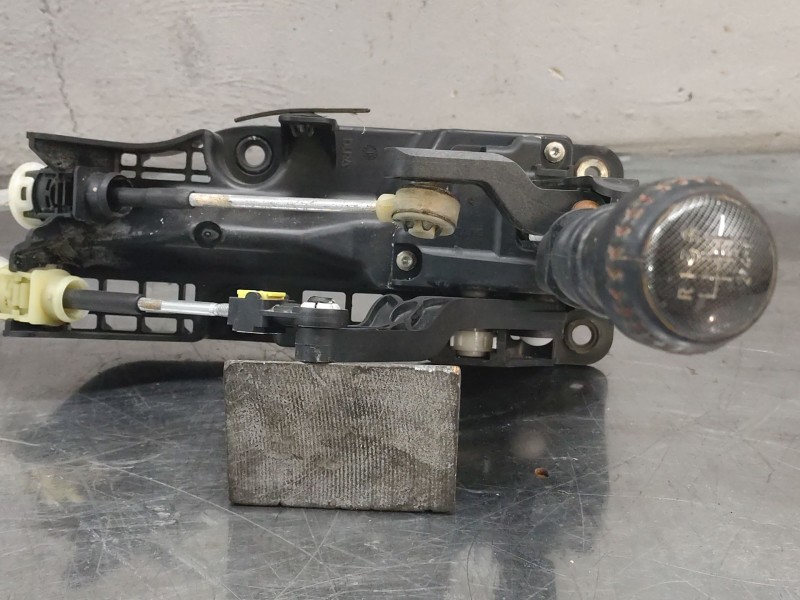 Recambio de palanca cambio para nissan juke (f15) 1.6 dig-t nismo rs referencia OEM IAM 341013yw0a  