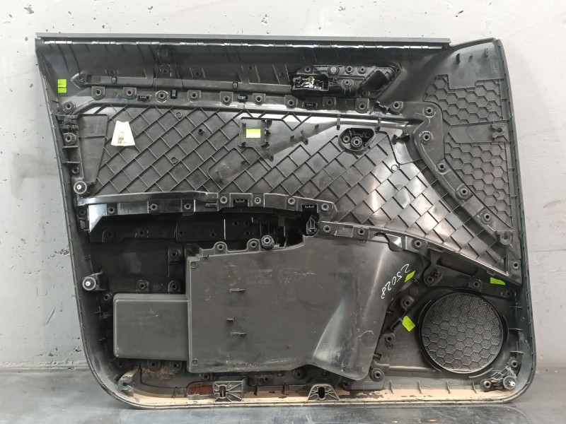 Recambio de guarnecido puerta delantera derecha para volkswagen t-roc (a11, d11) 1.5 tsi referencia OEM IAM   