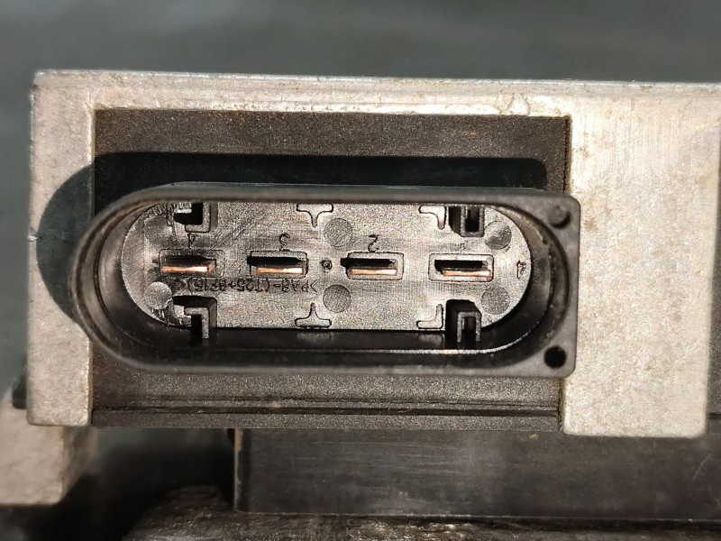 Recambio de caja precalentamiento para nissan qashqai ii (j11, j11_) 1.6 dci referencia OEM IAM 8200558438  