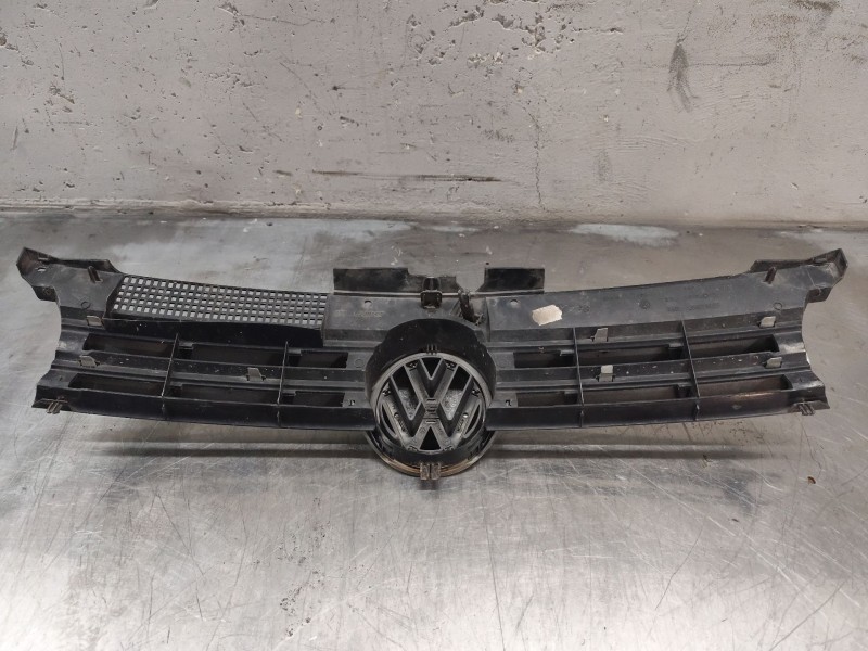 Recambio de rejilla delantera para volkswagen golf iv berlina (1j1) 1.9 tdi referencia OEM IAM   