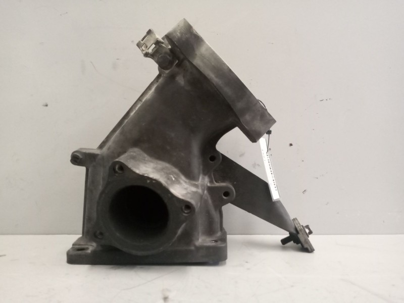 Recambio de colector admision para renault serie t 10.8 diesel referencia OEM IAM 7421949838 21949838 