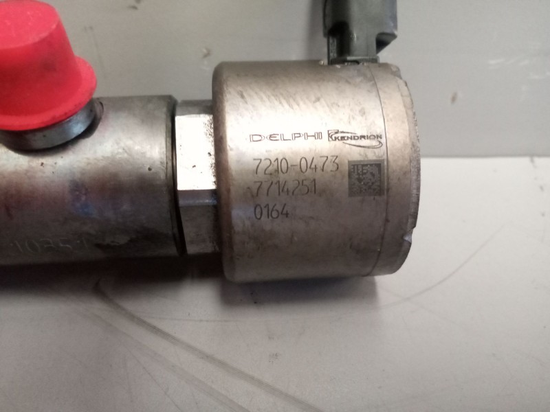 Recambio de rampa inyectora para renault serie t 10.8 diesel referencia OEM IAM 7421883454 7422578068 21883454