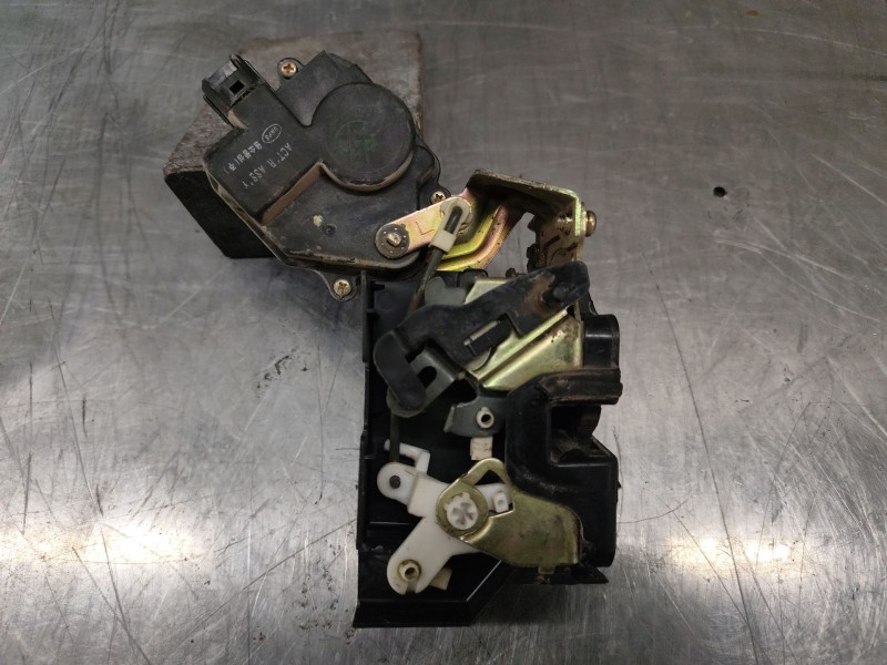 Recambio de cerradura puerta trasera izquierda para hyundai terracan (hp) 2.9 crdi full referencia OEM IAM   