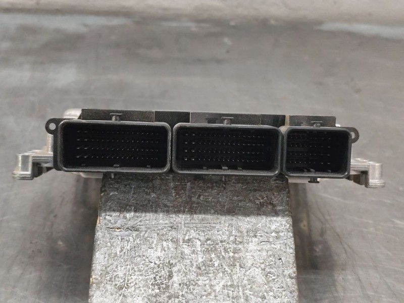 Recambio de centralita motor uce para nissan qashqai ii (j11, j11_) 1.6 dci referencia OEM IAM 237104EB0D  