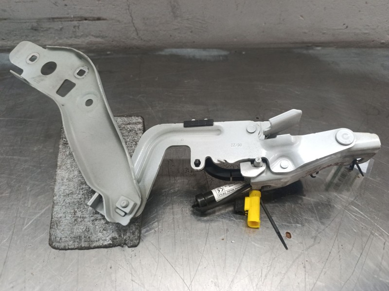 Recambio de bisagra capo izquierda para mercedes-benz gla (h247) gla 200 d (247.712) referencia OEM IAM a2478806901  