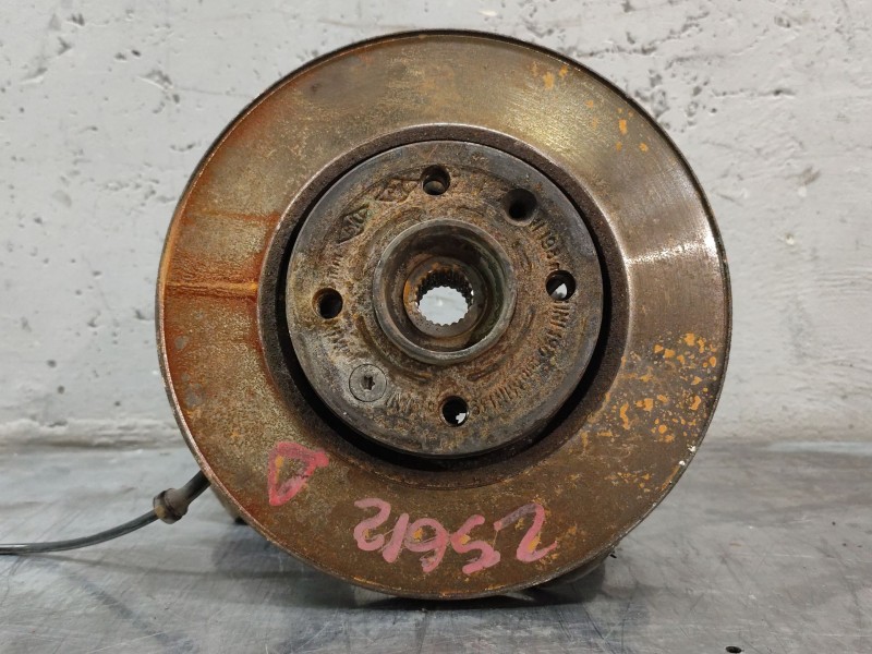 Recambio de mangueta delantera derecha para nissan micra iii (k12) 1.2 16v referencia OEM IAM   