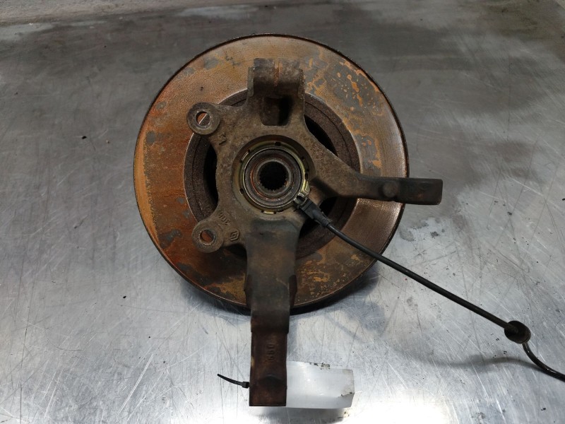 Recambio de mangueta delantera izquierda para nissan micra iii (k12) 1.2 16v referencia OEM IAM   