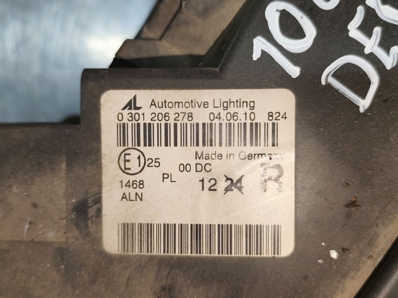 Recambio de faro derecho para audi a3 (8p) 2.0 tdi referencia OEM IAM   