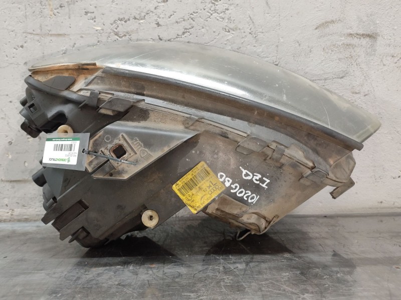 Recambio de faro izquierdo para audi a3 (8p) 2.0 tdi referencia OEM IAM   