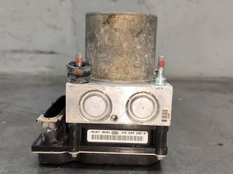 Recambio de abs para toyota auris (_e15_) 1.4 d-4d (nde150_) referencia OEM IAM 0265235065  