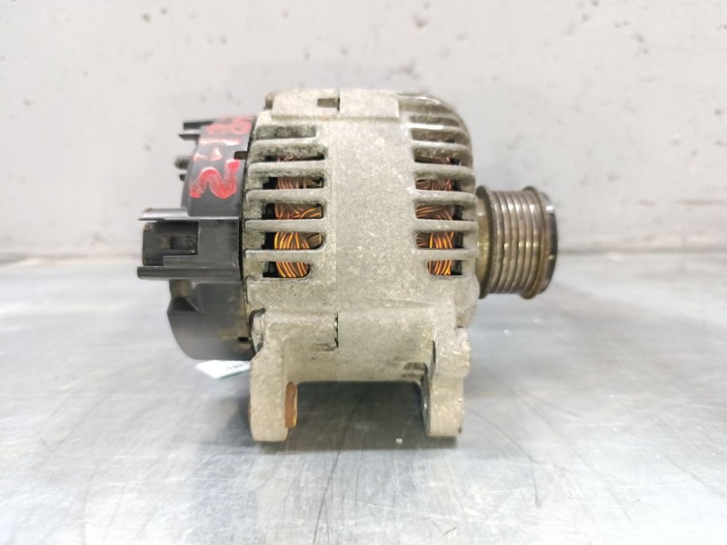Recambio de alternador para seat leon (1p1) 1.8 tsi referencia OEM IAM 06f903023C  