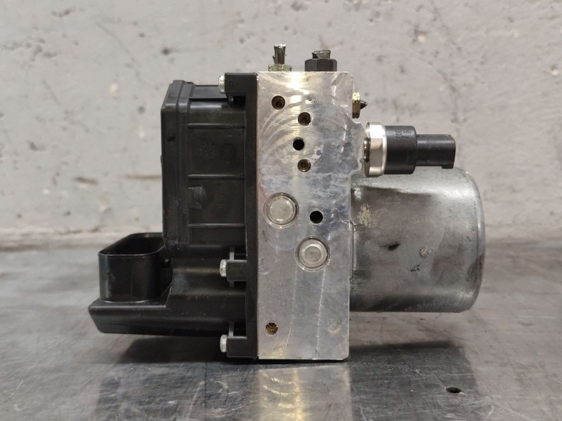 Recambio de abs para ford mondeo berlina (ge) 2.0 tdci cat referencia OEM IAM 0265225338  