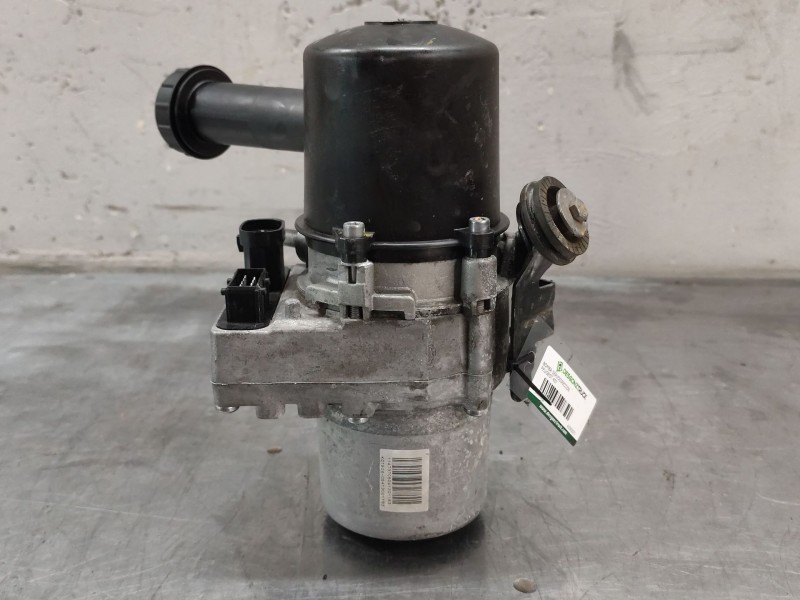 Recambio de bomba servodireccion para peugeot 407 st confort referencia OEM IAM A5093071  