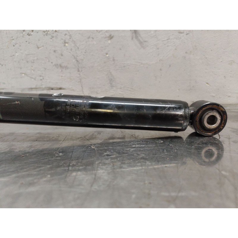 Recambio de amortiguador trasero derecho para mg zs suv (azs1) 1.5 vti referencia OEM IAM 10825265  
