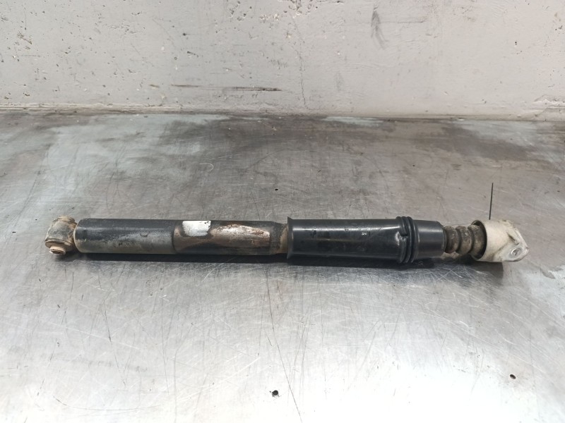 Recambio de amortiguador trasero izquierdo para citroën c4 berlina lx referencia OEM IAM   