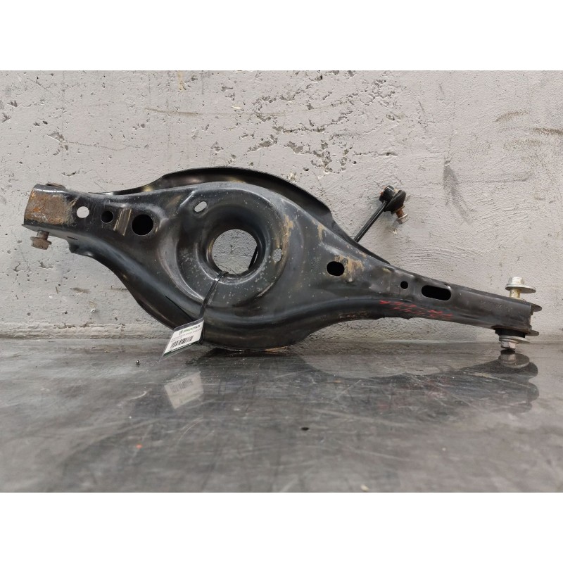 Recambio de brazo suspension inferior trasero derecho para mazda cx-5 (kf) 2.2 d referencia OEM IAM   