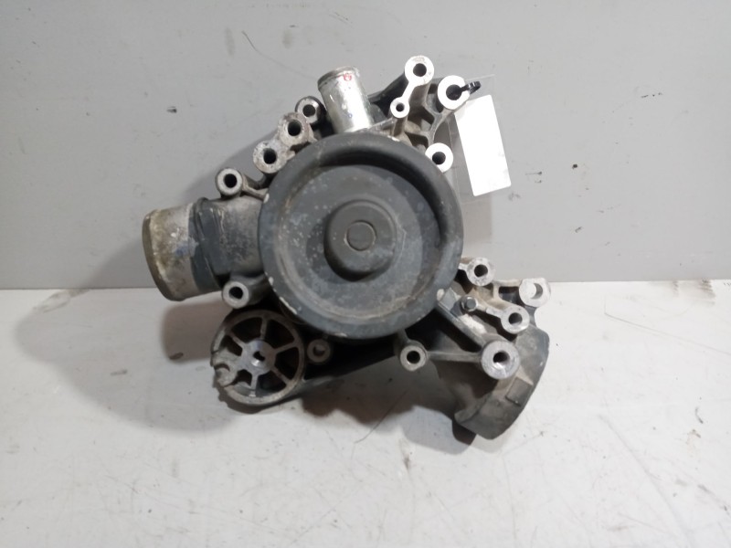 Recambio de bomba agua para renault midlum referencia OEM IAM 7420834409 20834409 