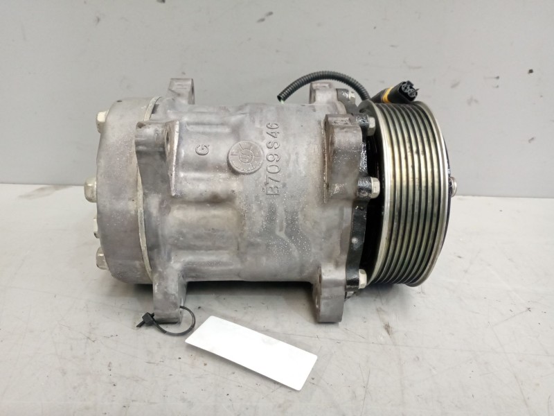 Recambio de compresor aire acondicionado para man tgx 18.xxx fg / 4x2 bl xl referencia OEM IAM 51779707028  