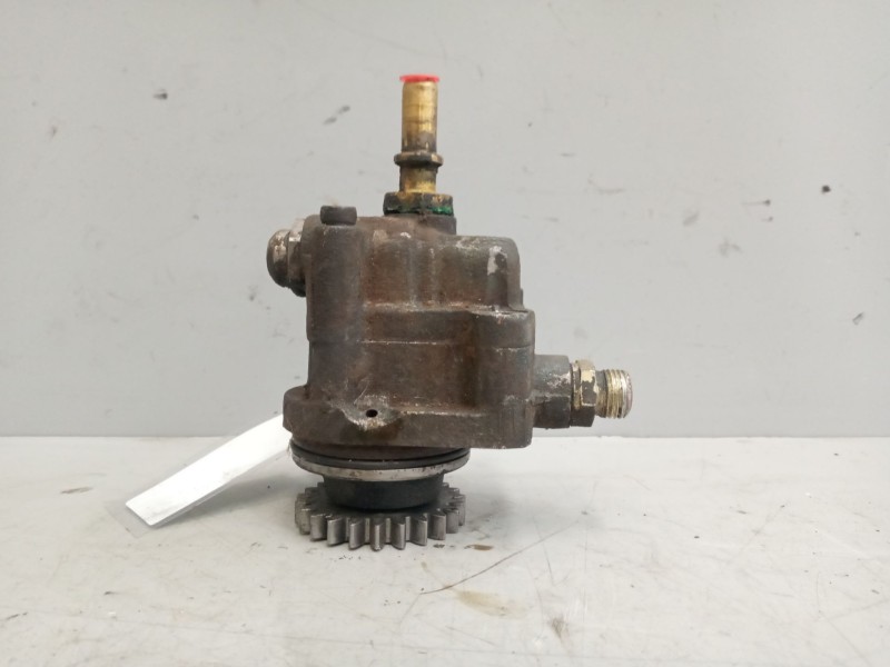 Recambio de bomba combustible para renault midlum referencia OEM IAM 7422770831  