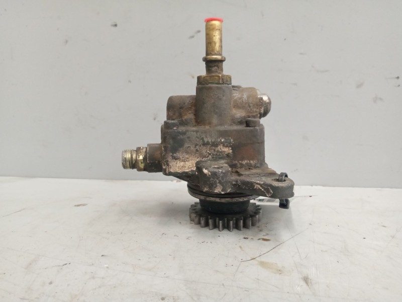 Recambio de bomba combustible para renault midlum referencia OEM IAM 7422770831  