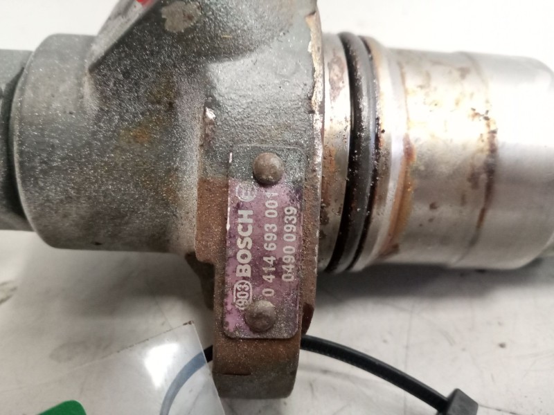 Recambio de inyector para renault midlum referencia OEM IAM 7421219977 7485001664 414693001