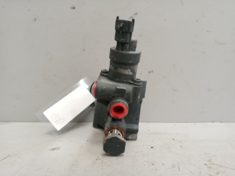 Recambio de bomba combustible para renault midlum referencia OEM IAM 7421638691  