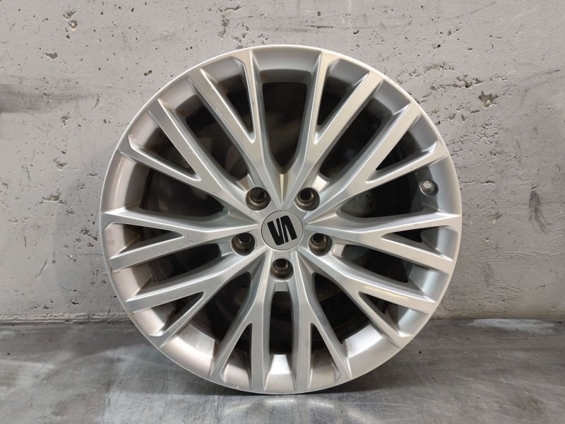 Recambio de juego llantas para seat leon (5f1) 1.6 tdi referencia OEM IAM 5FA601025B  