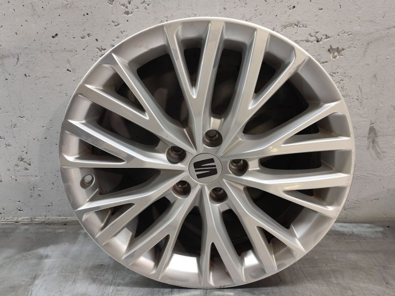 Recambio de juego llantas para seat leon (5f1) 1.6 tdi referencia OEM IAM 5FA601025B  