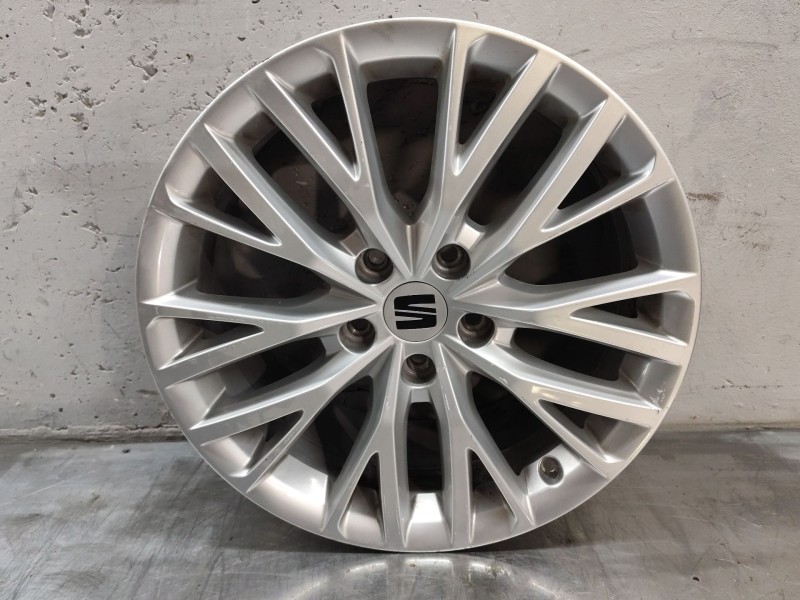 Recambio de juego llantas para seat leon (5f1) 1.6 tdi referencia OEM IAM 5FA601025B  