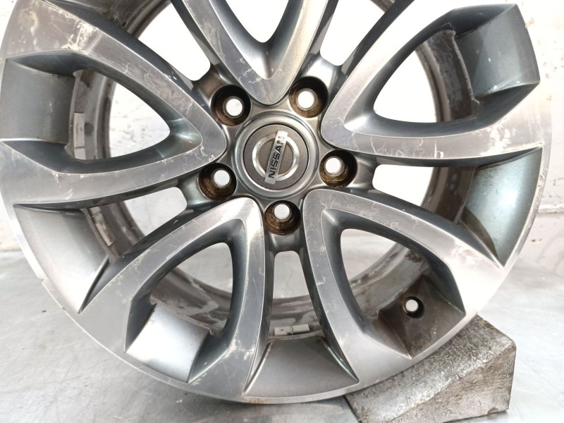 Recambio de llanta para nissan pulsar hatchback (c13) 1.5 dci referencia OEM IAM   